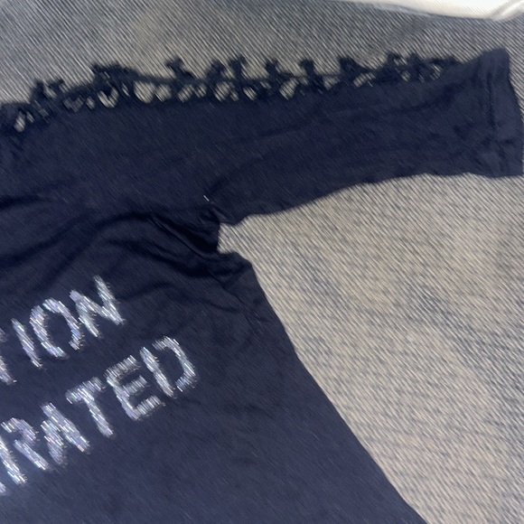 Rock & Republic Perfection is Overrated Glitter & Black Top Size Large - Picture 1 of 3